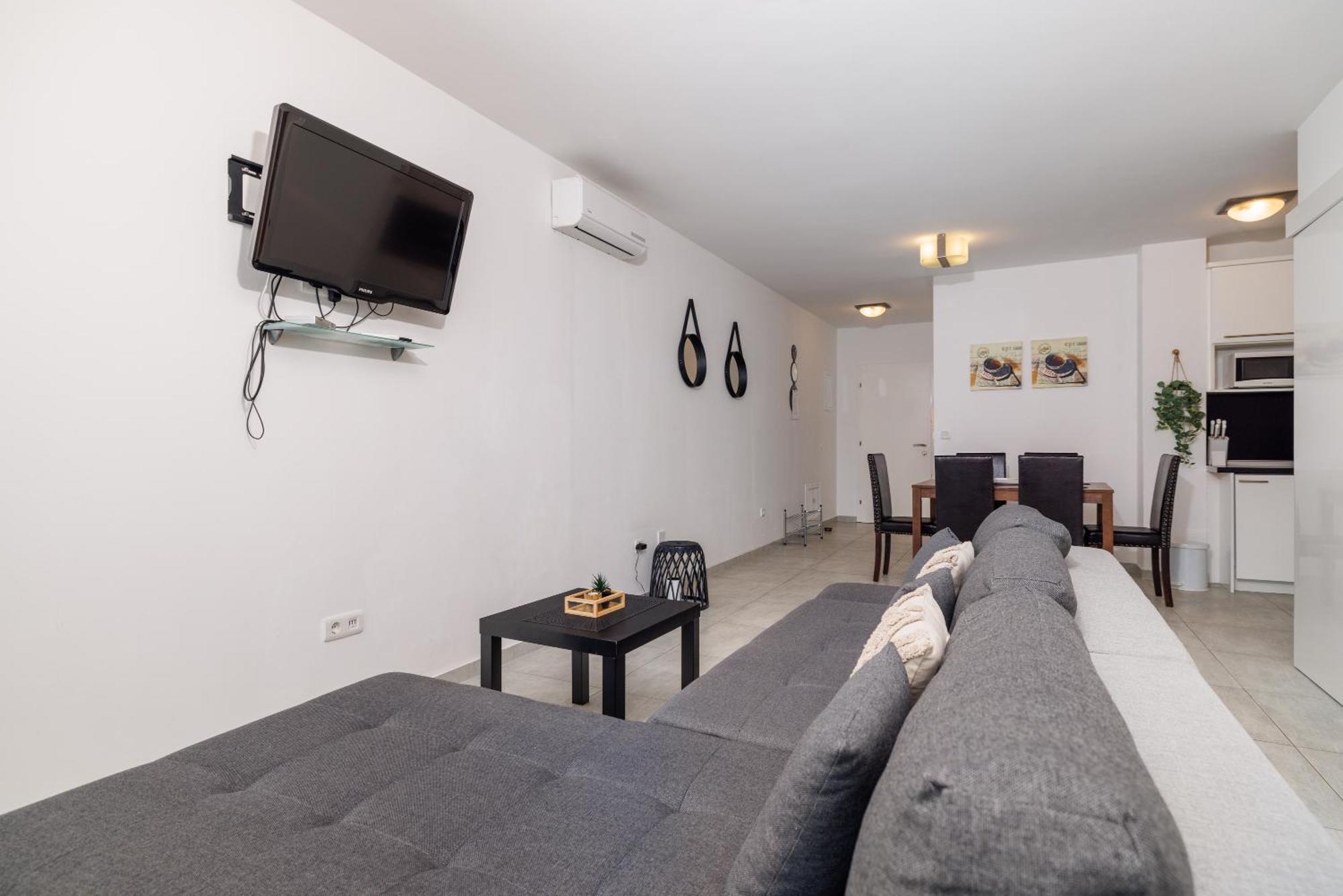 Tatjana Mit Zwei Schlafzimmer Crikvenica