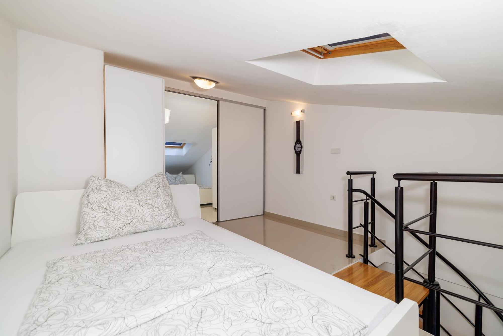 Tatjana Mit Zwei Schlafzimmer * Crikvenica
